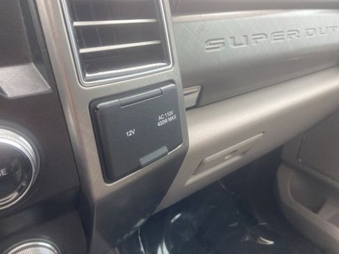 Used 2019 Ford F250 Limited w/ FX4 Off-Road Package image 26