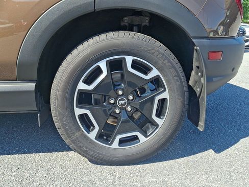 Used 2022 Ford Bronco Sport Outer Banks w/ Tech Package AWD/4WD image 9