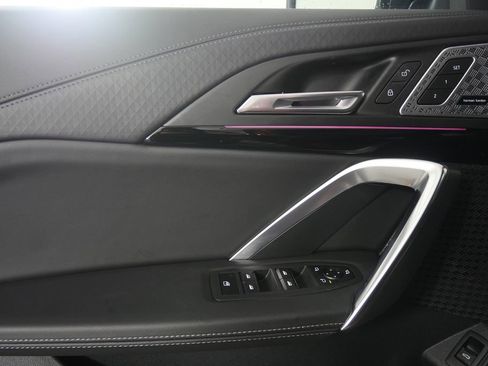 Certified 2024 BMW X2 xDrive28i image 8