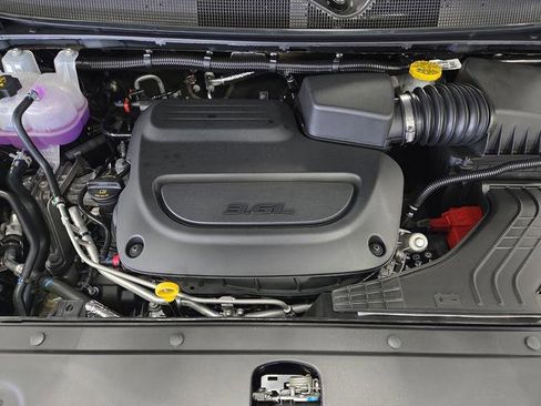 New 2026 Chrysler Pacifica Select w/ S Appearance Package image 39