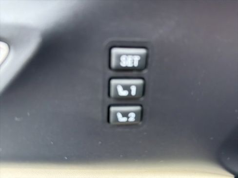 Used 2020 Subaru Ascent Limited image 26