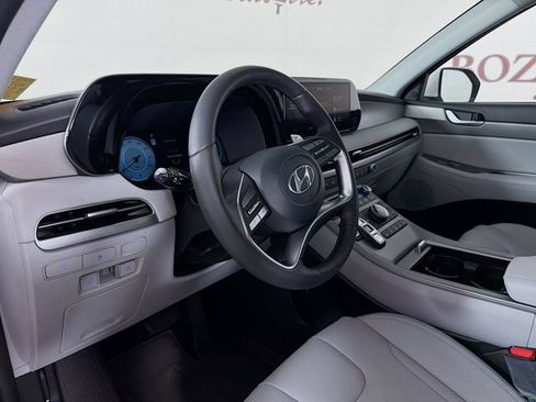 Used 2025 Hyundai Palisade SEL FWD image 11