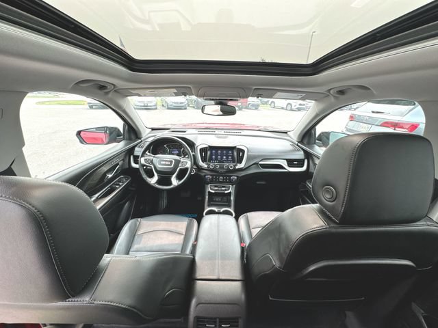 Used 2023 GMC Terrain SLT w/ Infotainment Package II AWD/4WD image 21