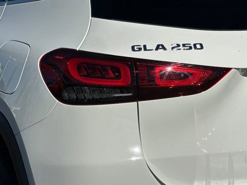 Certified 2022 Mercedes-Benz GLA 250 image 14