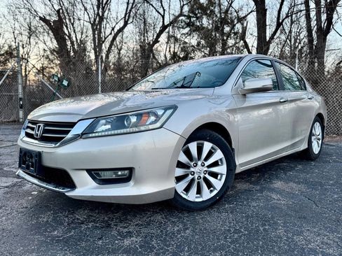 Used 2013 Honda Accord EX image 1