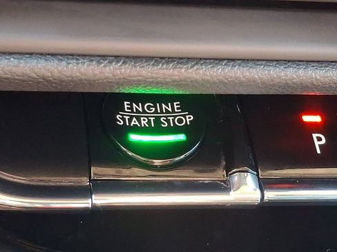 Certified 2023 Lincoln Corsair AWD image 23