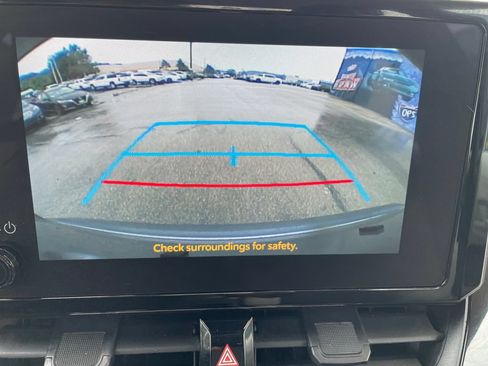 Used 2025 Toyota Corolla LE FWD image 20