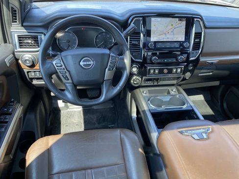 Used 2023 Nissan Titan Platinum Reserve w/ Moonroof Package AWD/4WD image 14