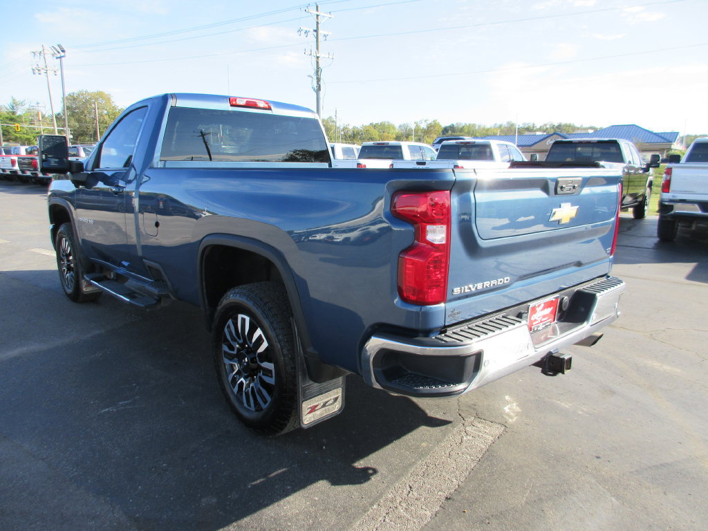 Certified 2025 Chevrolet Silverado 3500 LT AWD/4WD image 11