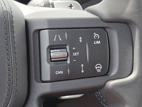 New 2026 Land Rover Defender 90 V8 AWD/4WD image 18