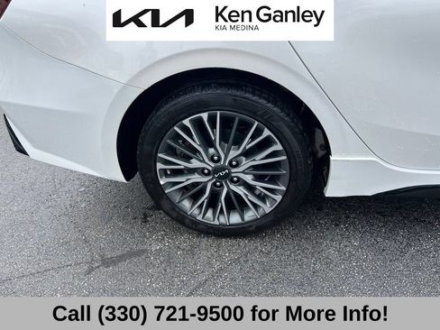 Certified 2024 Kia Forte GT-Line FWD image 21