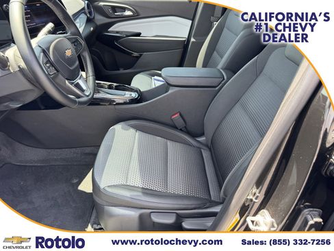 Used 2024 Chevrolet Trax LT w/ Driver Confidence Package FWD image 17