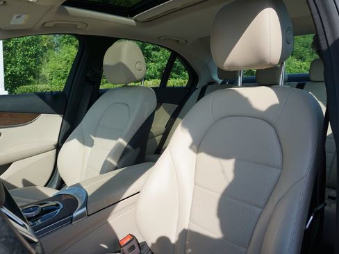 Certified 2020 Mercedes-Benz C 300 4MATIC Sedan image 13