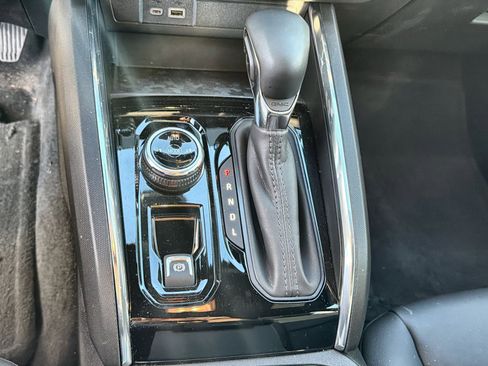 New 2026 GMC Canyon Elevation w/ Convenience Package image 22