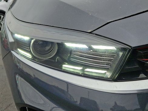 Used 2023 Kia Forte GT-Line image 10