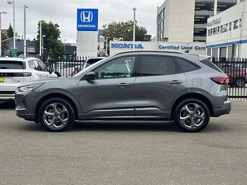 Used 2024 Ford Escape ST-Line image 7