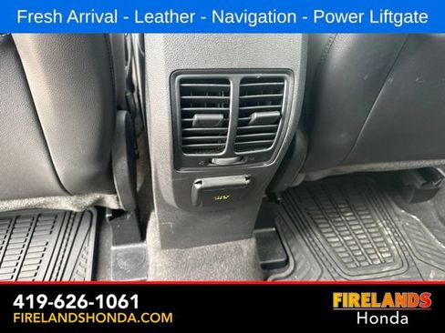 Used 2019 Ford Escape Titanium FWD image 28