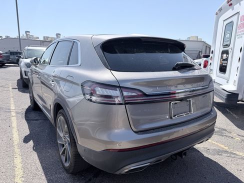 Used 2019 Lincoln Nautilus Reserve FWD image 4