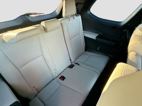 Used 2024 Toyota Grand Highlander AWD Hybrid image 26