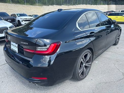 Used 2024 BMW 330i Sedan w/ Convenience Package RWD image 5