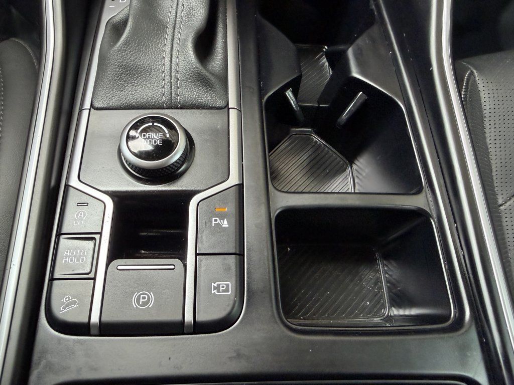 Used 2024 Kia Sorento S FWD image 24