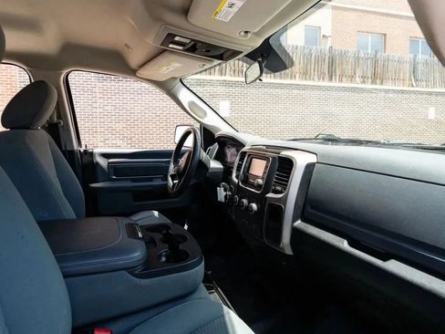 Used 2019 RAM 1500 Classic SLT w/ Protection Group AWD/4WD image 15