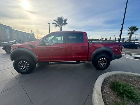 Certified 2020 Ford F150 Raptor w/ Equipment Group 802A Luxury image 4