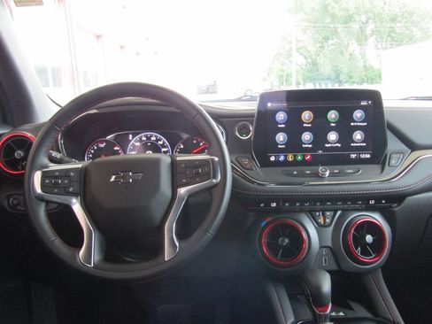 Used 2025 Chevrolet Blazer RS AWD/4WD image 5