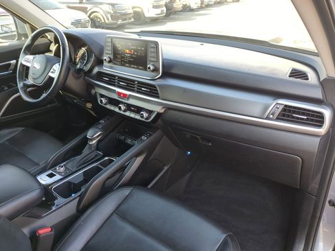 Used 2021 Kia Telluride S image 35