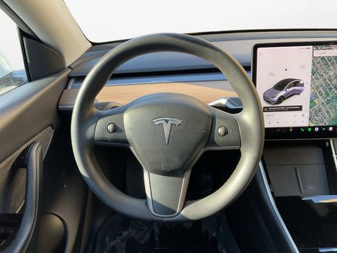 Used 2020 Tesla Model Y Performance image 12