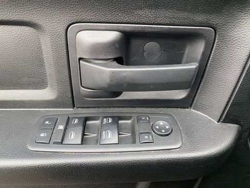 Used 2018 RAM 1500 Express w/ Express Value Package image 12