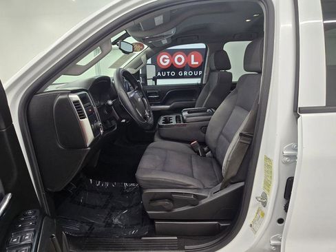 Used 2018 Chevrolet Silverado 2500 LT image 12