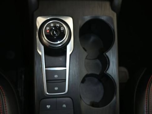 Used 2025 Ford Escape ST-Line Select AWD/4WD image 18