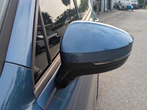 Used 2018 Volkswagen Tiguan S FWD image 13