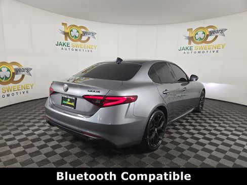 Used 2020 Alfa Romeo Giulia Ti w/ Nero Edizione image 10