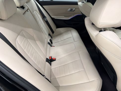 Used 2019 BMW 330i xDrive Sedan w/ Convenience Package AWD/4WD image 29
