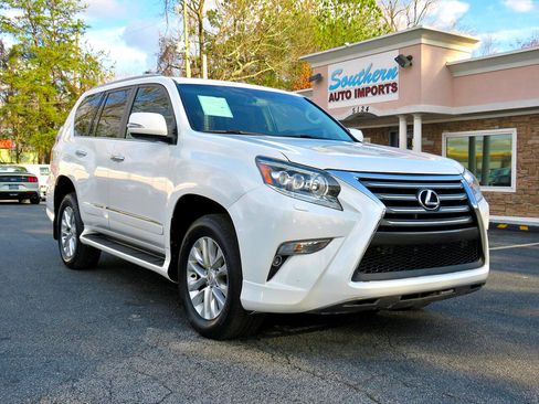 Used 2016 Lexus GX 460 w/ Premium Package image 5