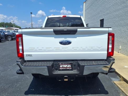 Used 2024 Ford F250 XLT w/ FX4 Off-Road Package image 4