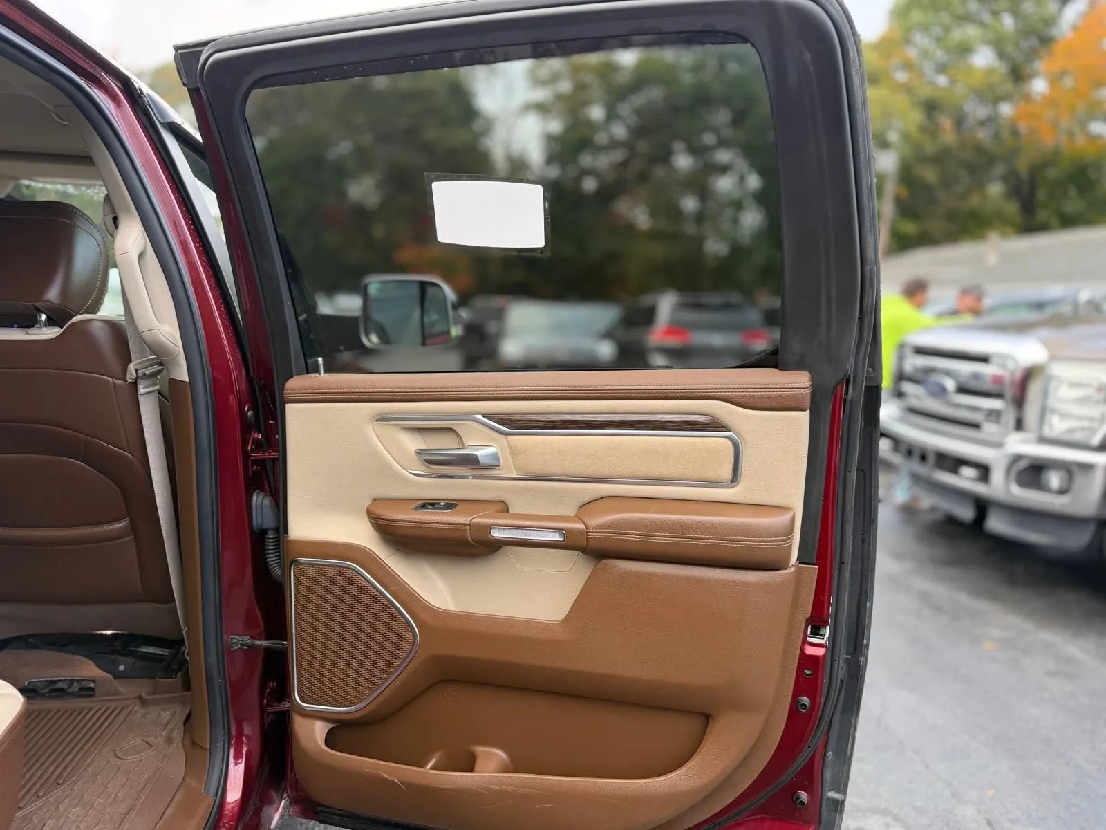 Used 2019 RAM 1500 Laramie AWD/4WD image 25
