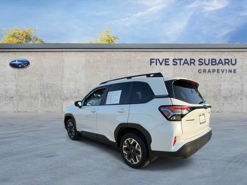 Used 2026 Subaru Forester Premium AWD/4WD image 6