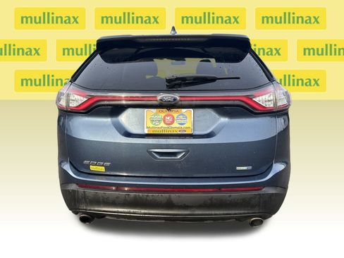 Used 2018 Ford Edge SE image 28