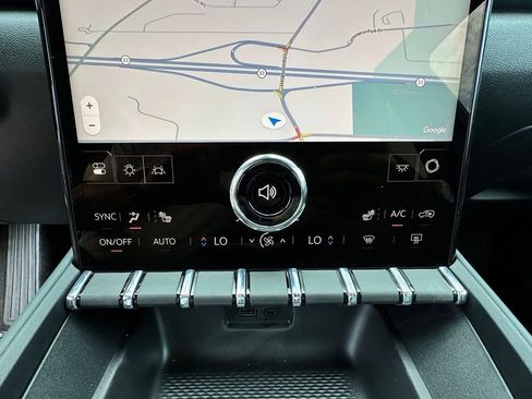 New 2026 GMC Terrain AT4 w/ Technology Package II AWD/4WD image 27