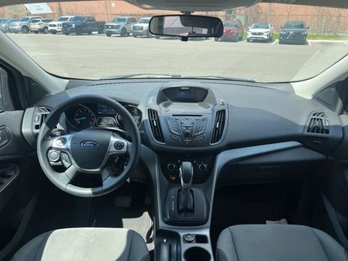 Used 2015 Ford Escape SE image 15