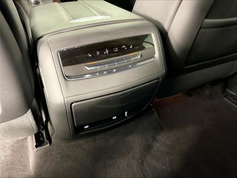 Used 2024 Cadillac Escalade Luxury w/ LPO, Floor Liner Package AWD/4WD image 10
