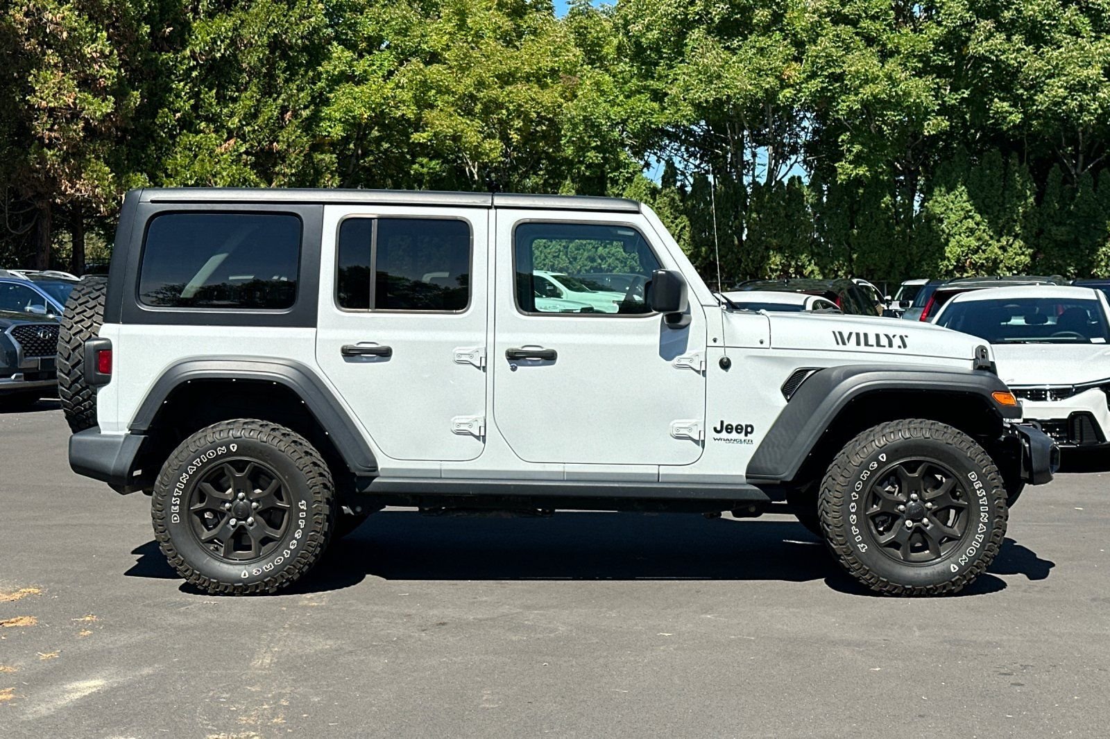 Used 2022 Jeep Wrangler Unlimited Sport AWD/4WD image 3