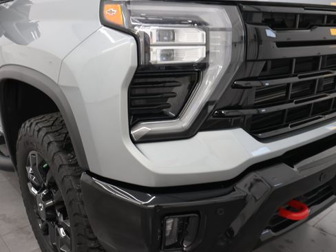 Used 2025 Chevrolet Silverado 2500 LTZ w/ Trail Boss Package AWD/4WD image 30