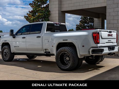 Used 2022 GMC Sierra 3500 Denali w/ Denali Ultimate Package AWD/4WD image 6