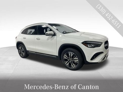 New 2026 Mercedes-Benz GLA 250 4MATIC image 1