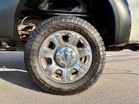 Used 2015 Ford F350 Lariat image 36