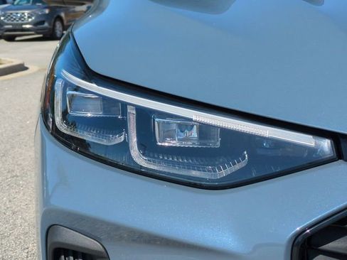 Used 2025 Ford Escape SE w/ PHEV Premium Package FWD image 10